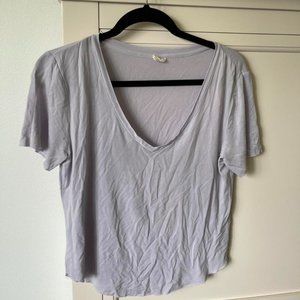 Me to We flowy silky vneck top